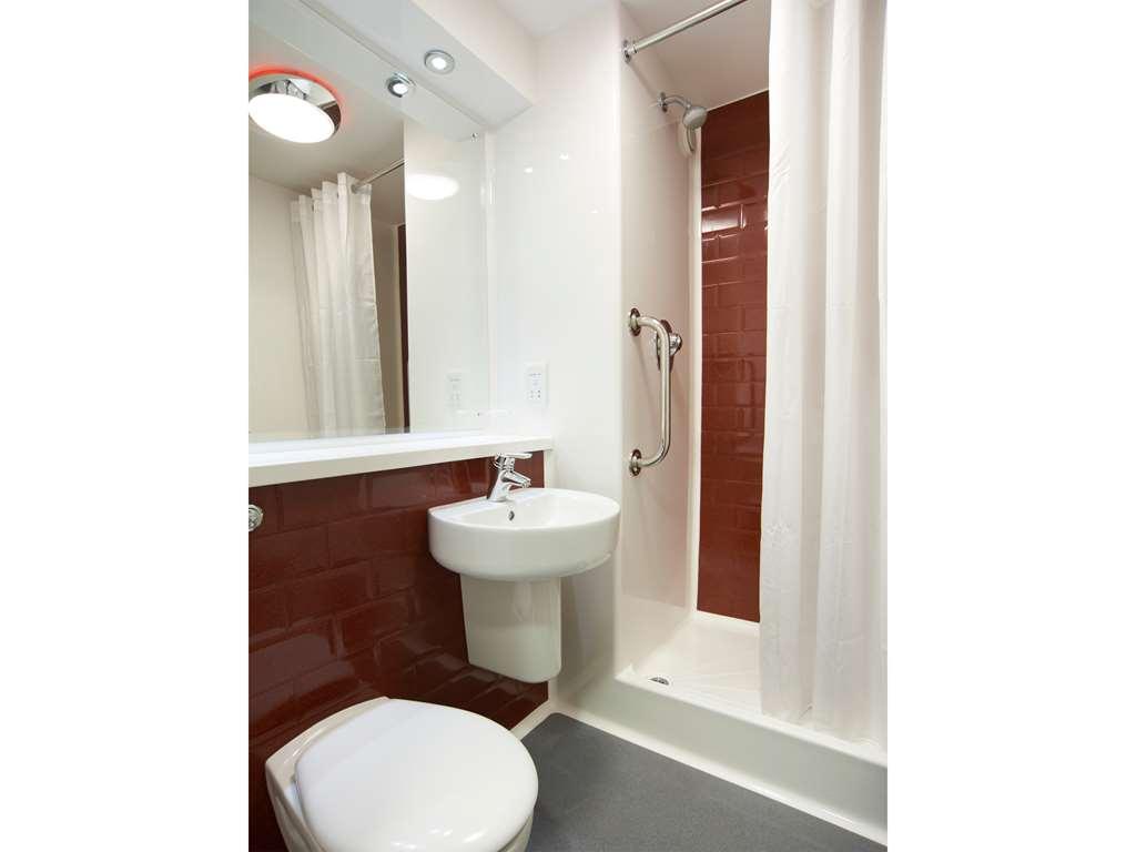 Travelodge Cameron Toll Hotel EDI Zimmer foto