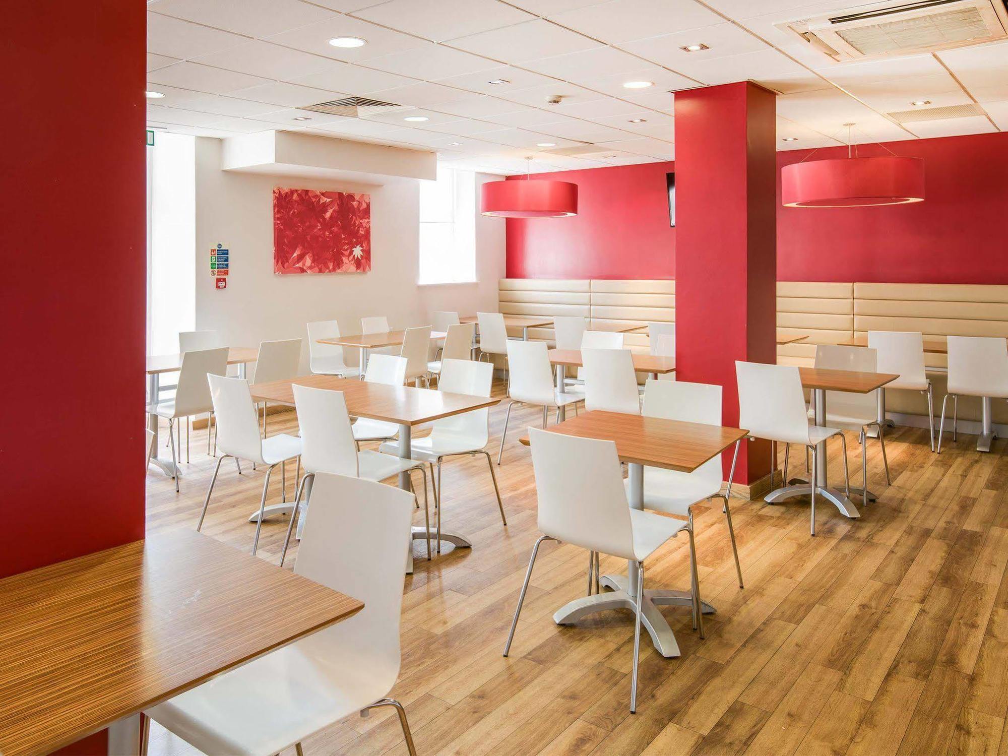 Travelodge Cameron Toll Hotel EDI Exterior foto