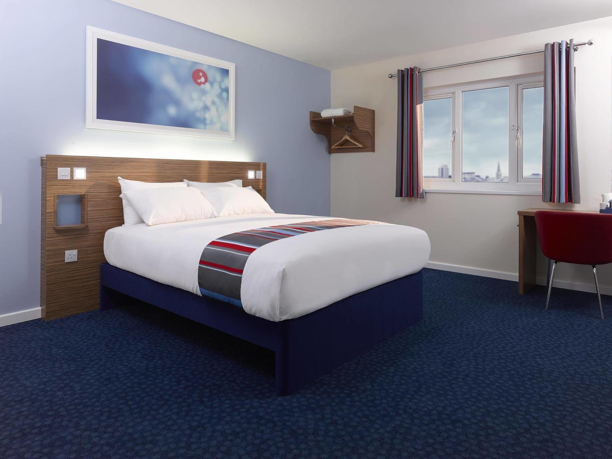 Travelodge Cameron Toll Hotel EDI Exterior foto